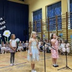 Powiększ zdjęcie Akademia z okazji Dnia Mamy i Taty w szkole